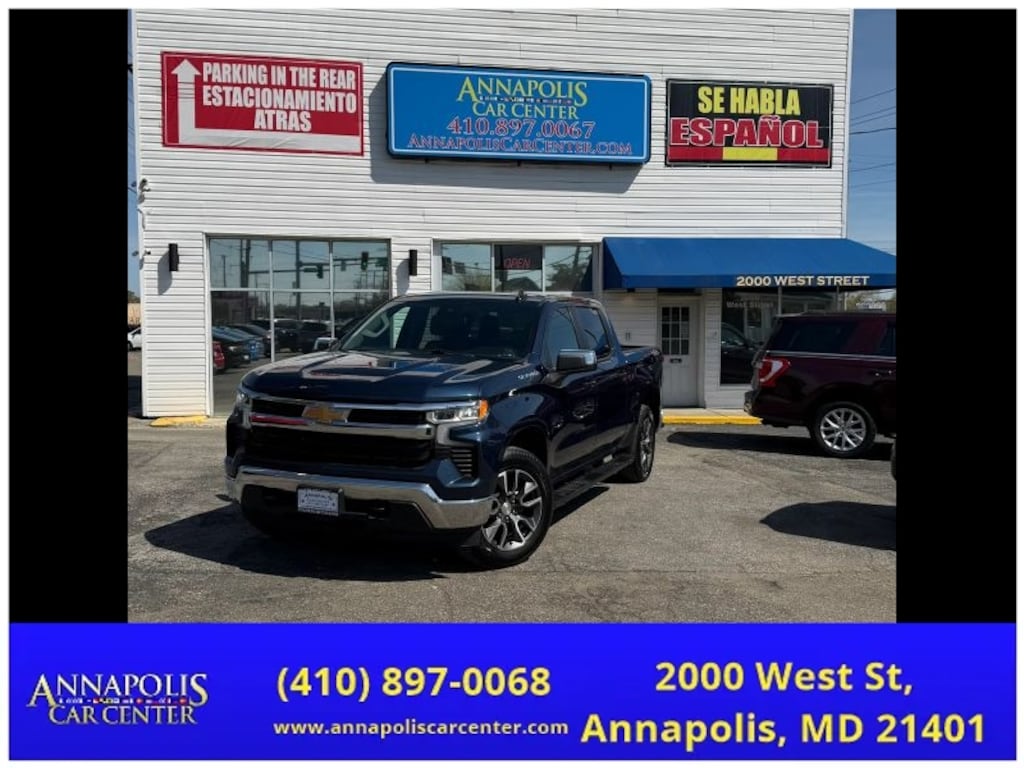 Used 2022 Chevrolet Silverado 1500 Crew Cab LT Pickup 4D 5 3/4 ft Pickup