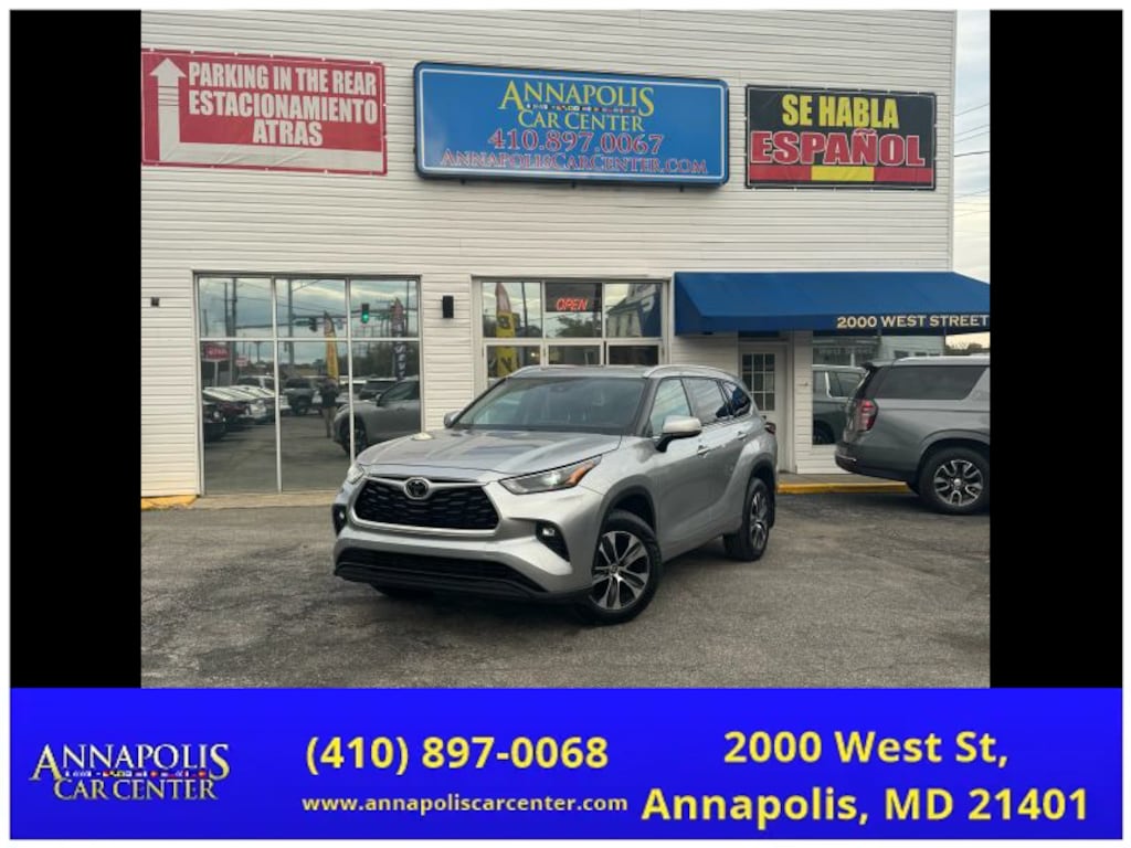 Used 2022 Toyota Highlander XLE Sport Utility 4D SUV