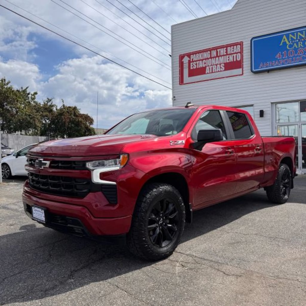 Used 2022 Chevrolet Silverado 1500 Crew Cab RST Pickup 4D 6 1/2 ft Pickup