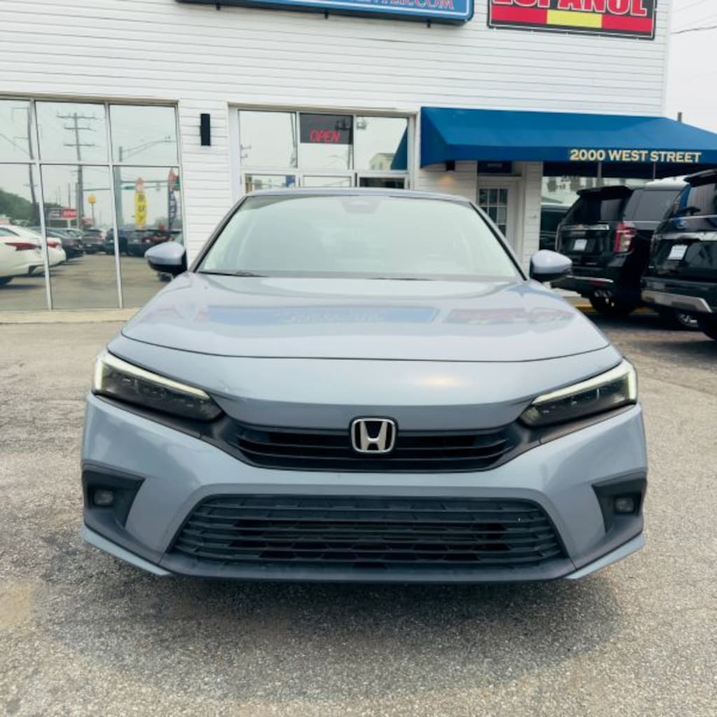 Used 2022 Honda Civic Touring Sedan 4D Sedan