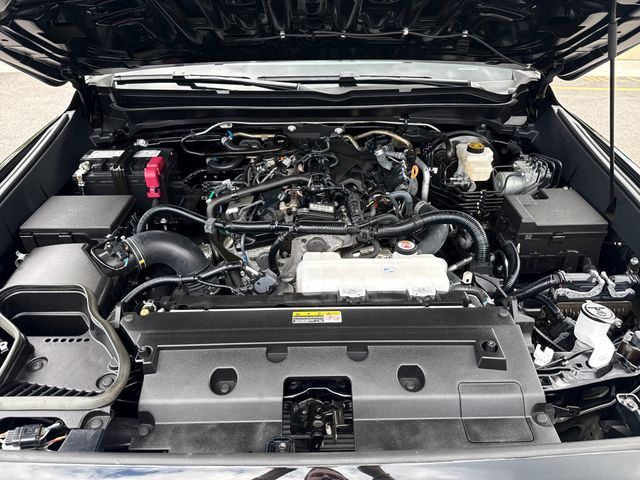 2025 Toyota Tacoma SR - Photo 22