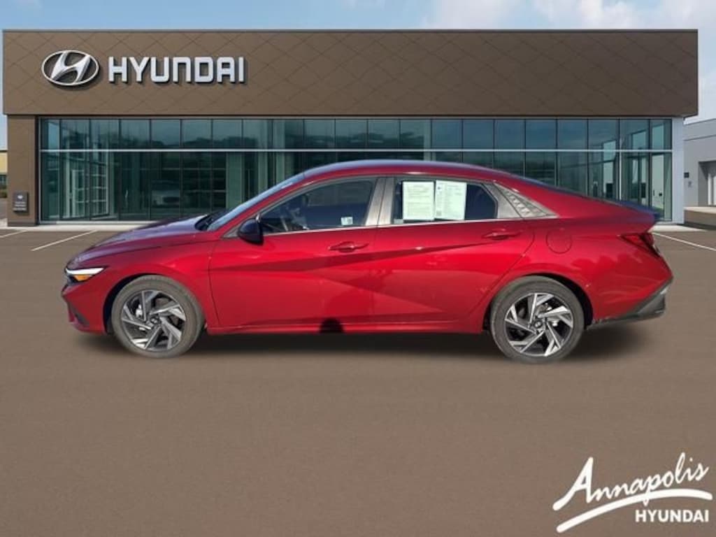 Certified 2025 Hyundai Elantra SEL Sport Sedan