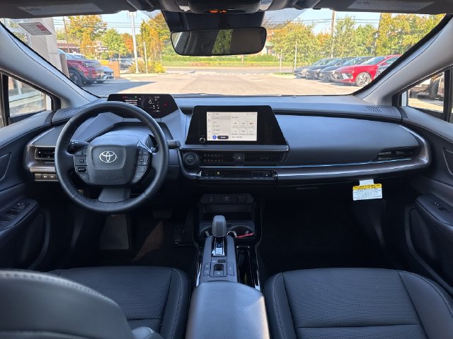 2023 Toyota Prius XLE - Photo 12