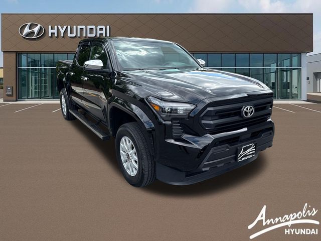 2025 Toyota Tacoma SR - Photo 7