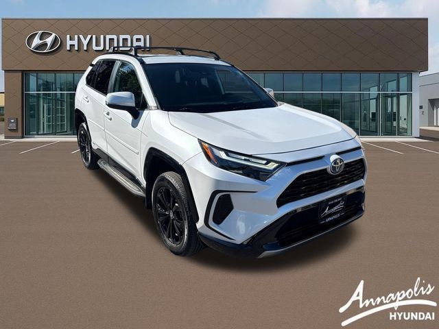 2023 Toyota RAV4 SE - Photo 7