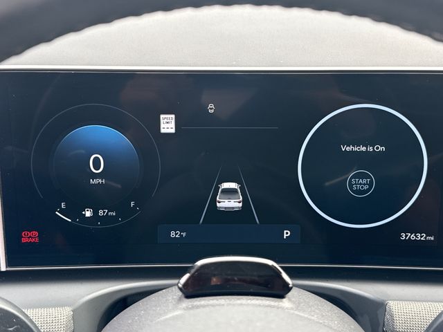 2025 Hyundai Santa Cruz Limited - Photo 15