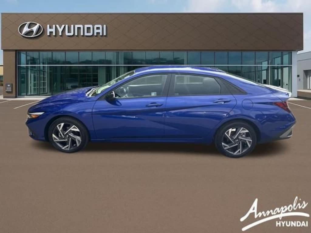 Certified 2025 Hyundai Elantra SEL Sport Sedan