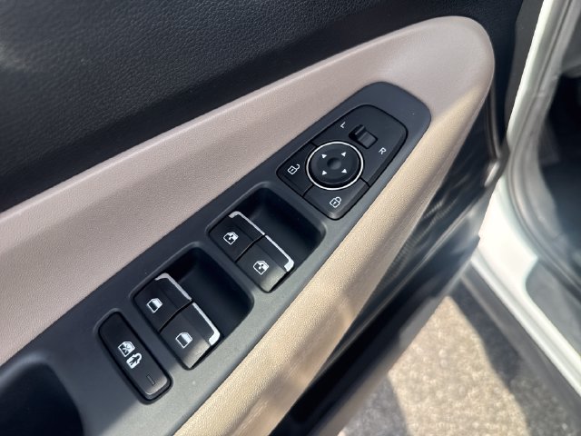 2022 Hyundai Santa Fe SEL - Photo 11