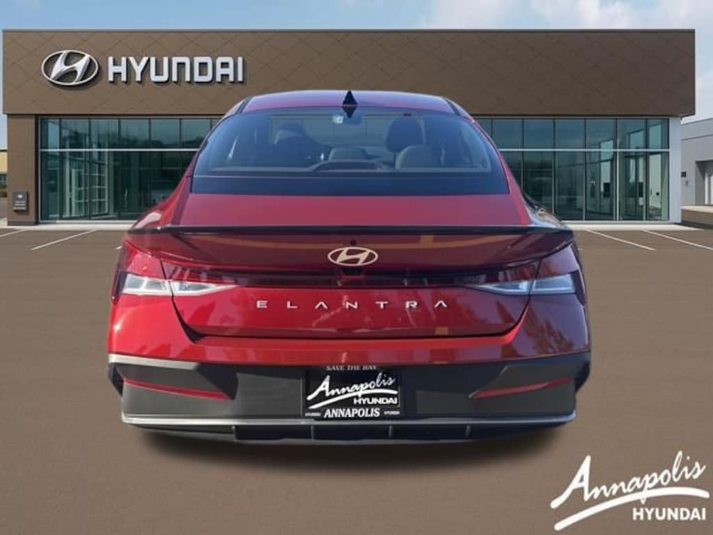 Certified 2025 Hyundai Elantra SEL Sport Sedan