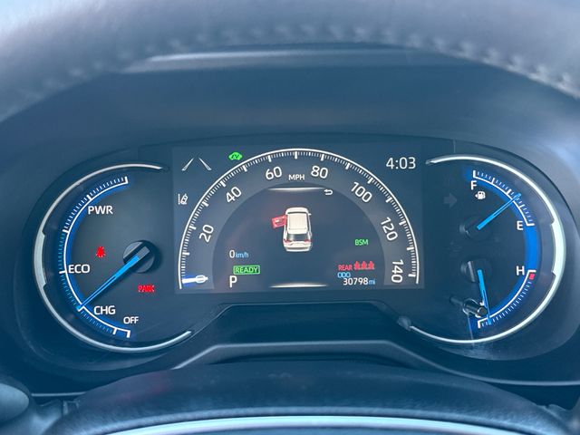 2023 Toyota RAV4 SE - Photo 15