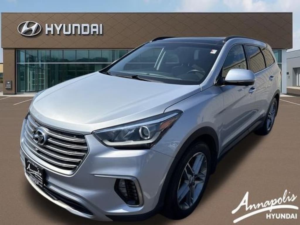Used 2018 Hyundai Santa Fe SE Ultimate SUV