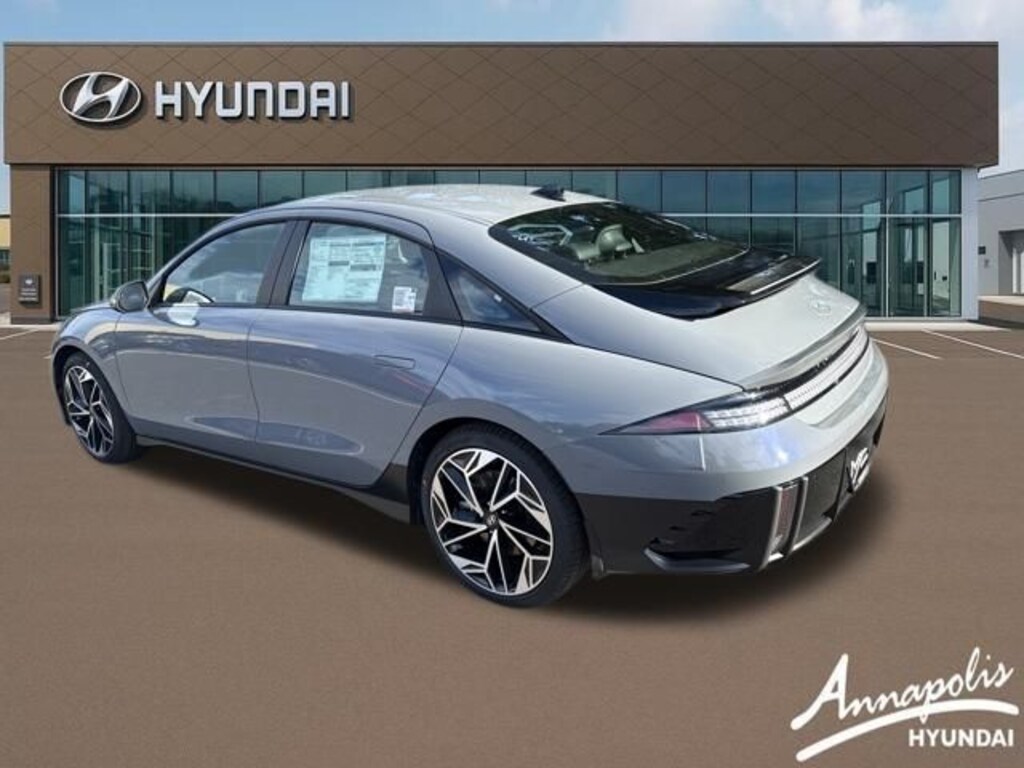 New 2025 Hyundai IONIQ 6 SEL Sedan
