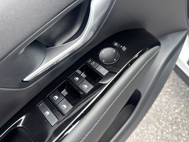 2025 Hyundai Santa Cruz Limited - Photo 11