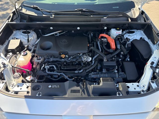 2023 Toyota RAV4 SE - Photo 22