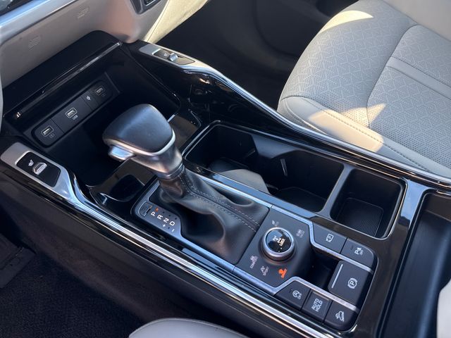2023 Kia Sorento SX - Photo 24