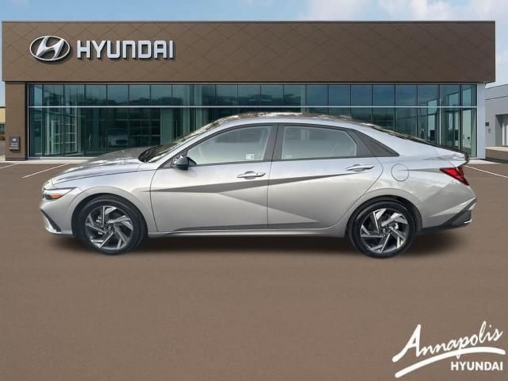 Certified 2025 Hyundai Elantra SEL Sport Sedan