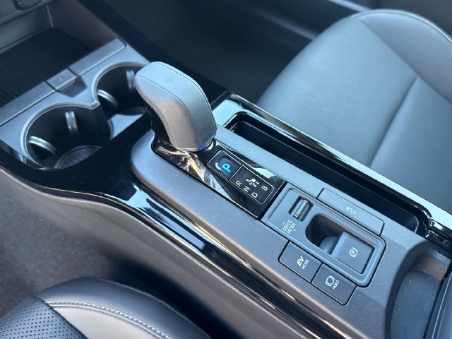 2023 Toyota Prius XLE - Photo 24