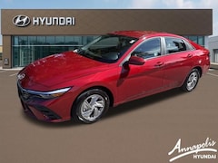 2025 Hyundai Elantra SE Sedan