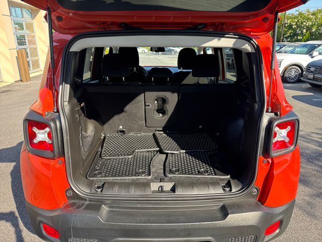 2018 Jeep Renegade Latitude - Photo 23