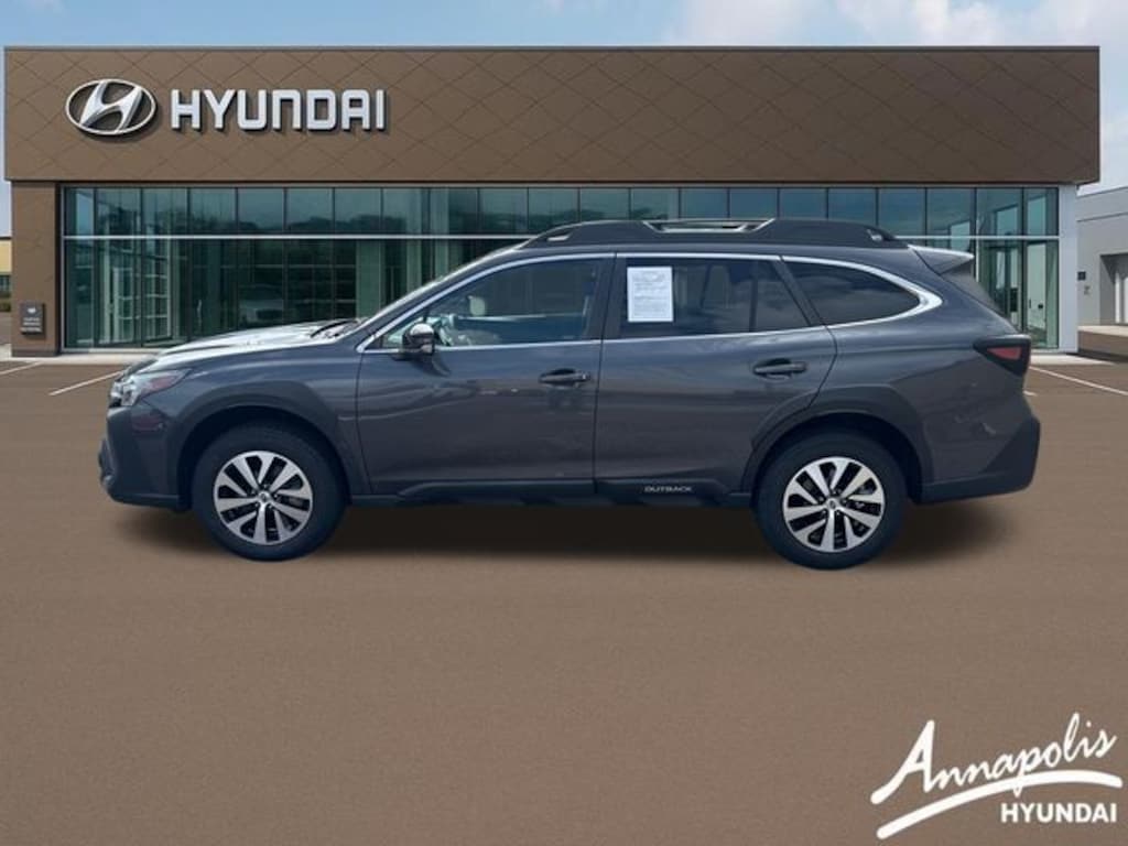 Used 2024 Subaru Outback Premium SUV