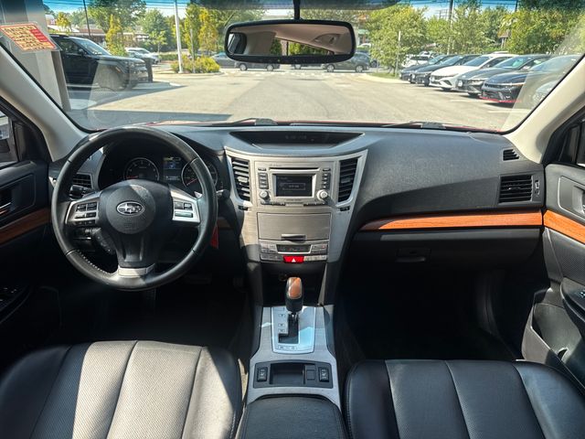 2014 Subaru Outback 2.5i Limited - Photo 12