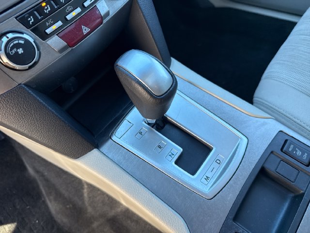 2014 Subaru Outback 2.5i Premium - Photo 24