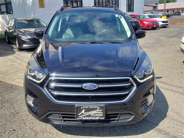 Used 2019 Ford Escape SE with VIN 1FMCU9GD9KUC19044 for sale in Annapolis, MD