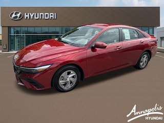 2025 Hyundai Elantra SE Sedan