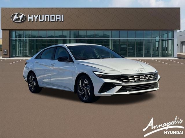 2025 Hyundai Elantra Blue - Photo 11