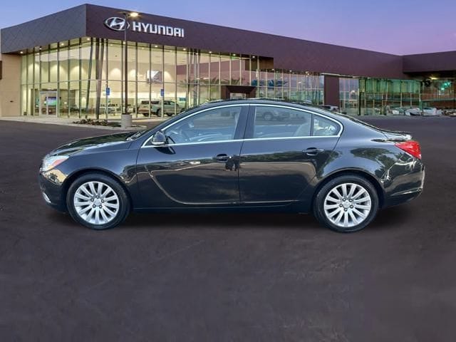 Used 2012 Buick Regal Base with VIN 2G4GR5EK6C9166301 for sale in Edgewater, MD