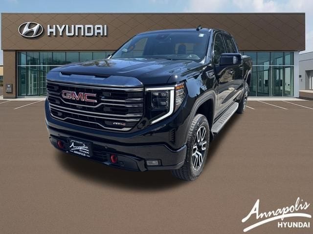 2024 GMC Sierra 1500 AT4 Crew Cab 4WD