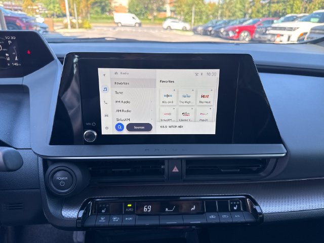 2023 Toyota Prius XLE - Photo 18
