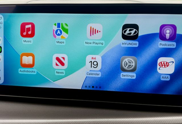 2025 Hyundai Santa Fe SEL - Photo 19