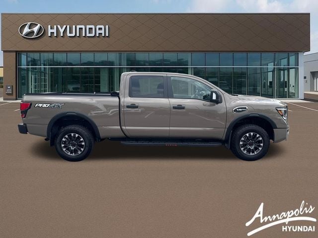 2023 Nissan Titan XD Pro-4X - Photo 6
