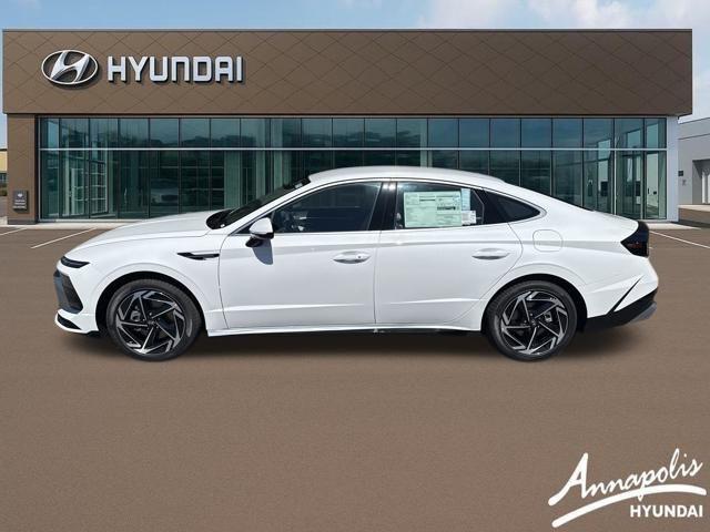 2026 Hyundai Sonata SEL Sport photo 2