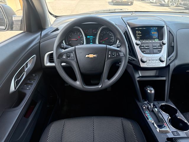 2017 Chevrolet Equinox LS - Photo 13