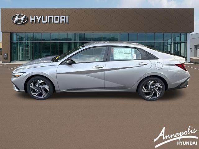 2025 Hyundai Elantra SEL Sport photo 2