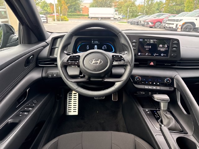 2026 Hyundai Elantra SEL Sport - Photo 13