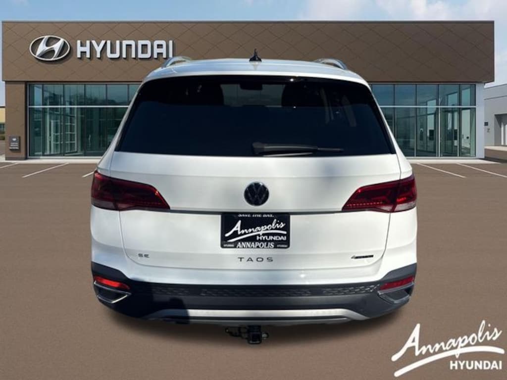 Used 2024 Volkswagen Taos 1.5T SE SUV