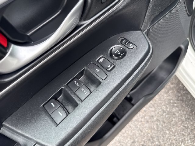 2018 Honda CR-V Touring - Photo 11