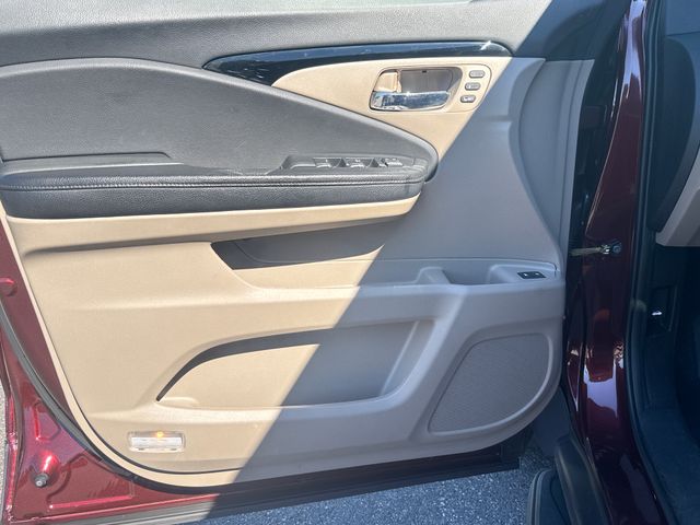 2019 Honda Pilot Touring - Photo 10