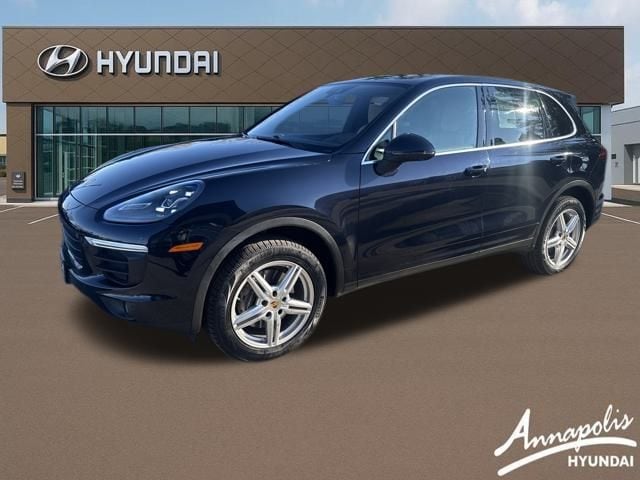 2018 Porsche Cayenne Platinum Edition's photo