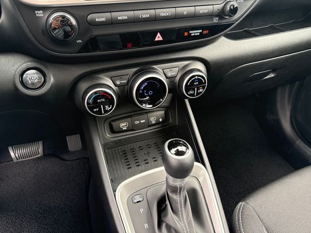 2026 Hyundai Venue SEL - Photo 17
