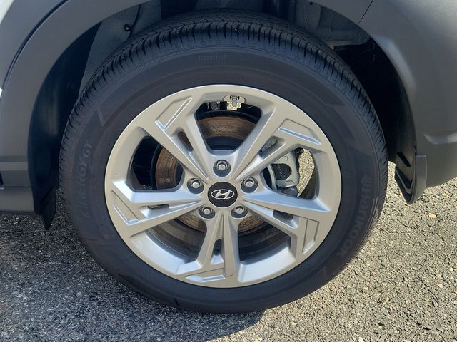2023 Hyundai Kona SEL - Photo 5