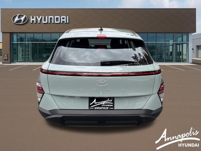 2026 Hyundai Kona SE photo 4