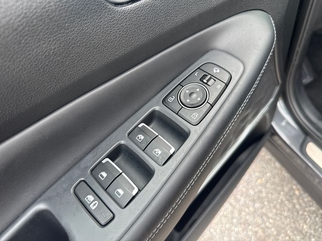 2021 Hyundai Santa Fe Limited - Photo 11