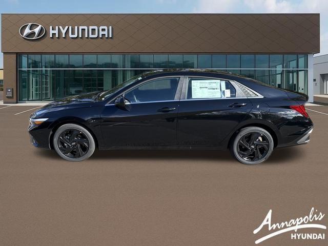 2026 Hyundai Elantra SEL Sport photo 2