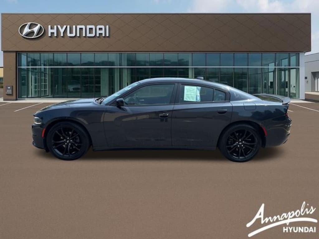 Used 2018 Dodge Charger SXT Plus Sedan