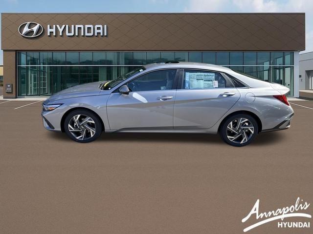 2025 Hyundai Elantra Limited photo 2