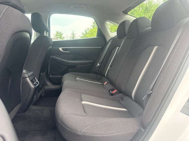 2022 Hyundai Sonata Hybrid SEL - Photo 25